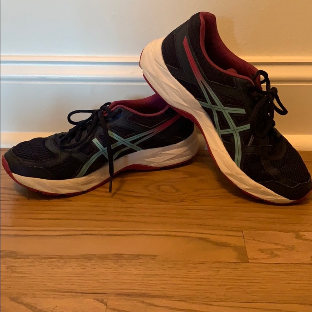 ASICS Women’s Size 8.5 Sneaker
